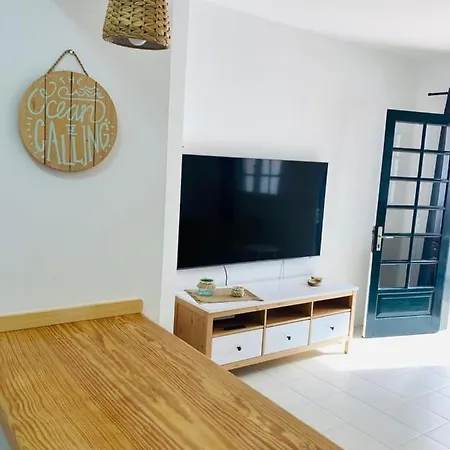 Aqua Clara Apartment *